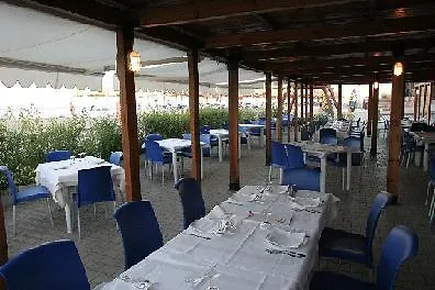 Hotel African 3*